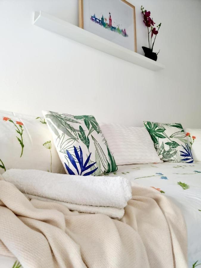 Hostfy Mercado De Triana 塞维利亚 外观 照片